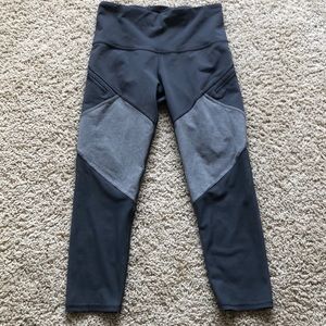 Lululemon/Ivivva cropped leggings